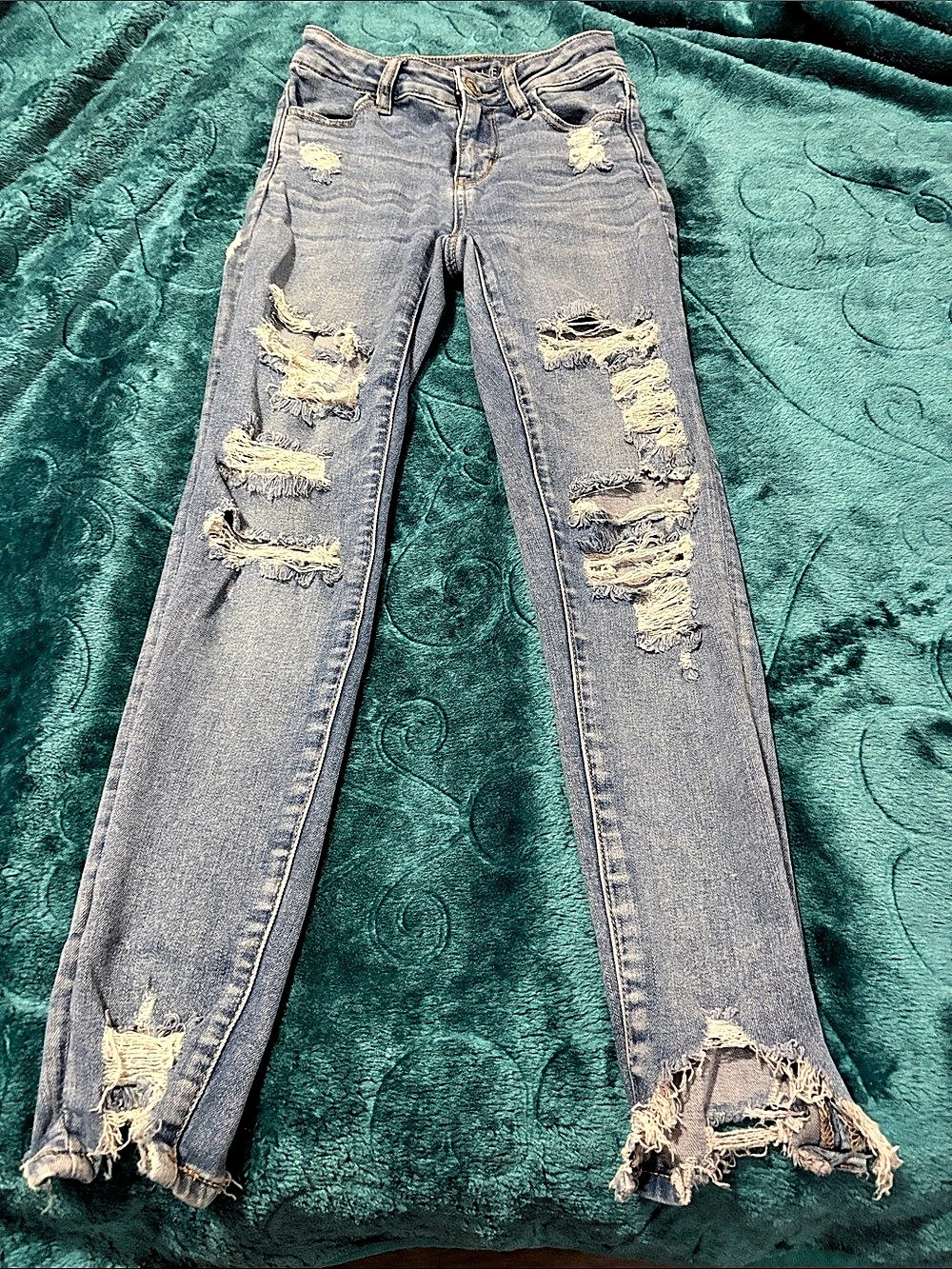 American Eagle AE High-Waisted Ripped Jegging Blue
